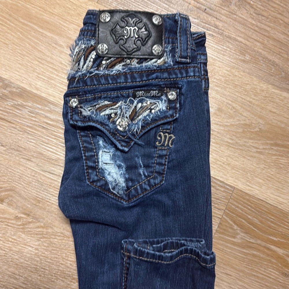 Miss me signature low rise skinny jeans